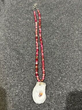 Pink Beaded Oyster Shell Pendant Necklace